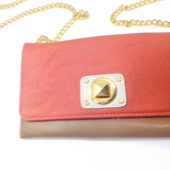 Mud Pie Crossbody Wallet - Picture 2 of 4